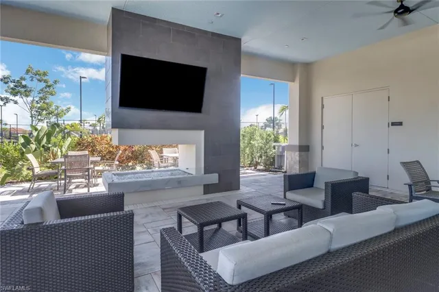 $648,800 | 15156 Sacile Court, Naples, FL 34114