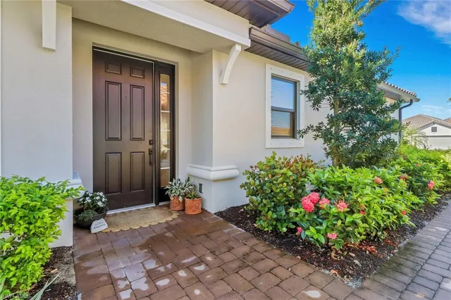 $648,800 | 15156 Sacile Court, Naples, FL 34114
