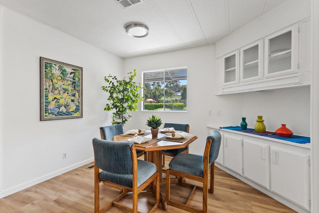 11 Del Rio Circle, Unit 11 Soquel, CA 95073 - Photo 6 of 23 Gallery Image 6
