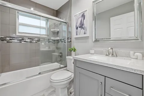 $630,000 | 7403 Shell Ridge Terrace, Lake Worth, FL 33467