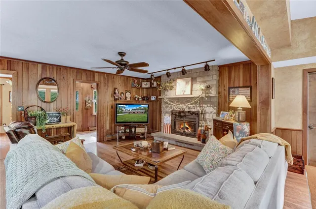 $425,000 | 1338 Summit Road, Rew, PA 16744