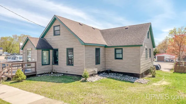 $149,000 | 209 West C Street, Iron Mountain, MI 49801
