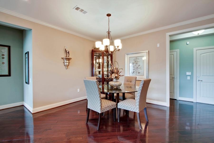 345 Centennial Bluff Boulevard, Unit 345 Oak Ridge, TN 37830 - Photo 9 of 23 09_CB_BlueRidge_314_Dining02