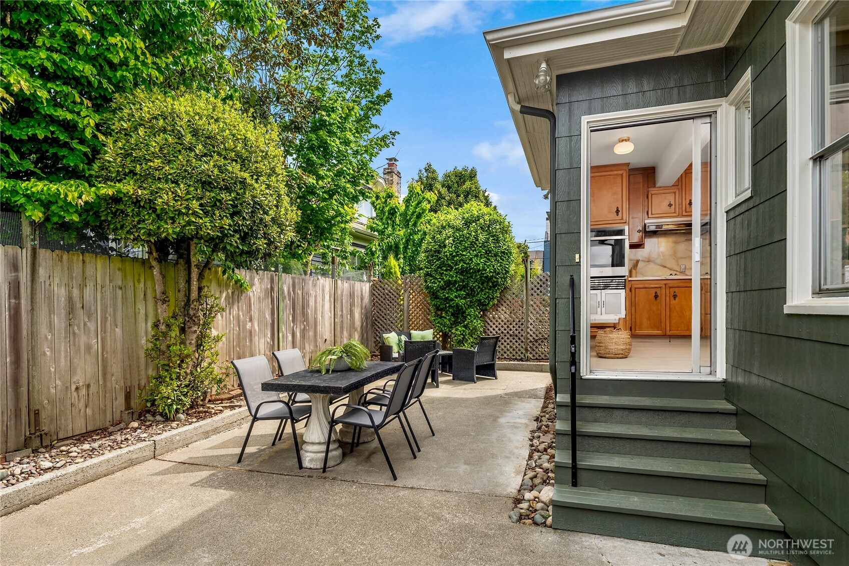 1716 North 43rd Street Seattle, WA 98103 - Photo 28 of 38 Gallery Image 28