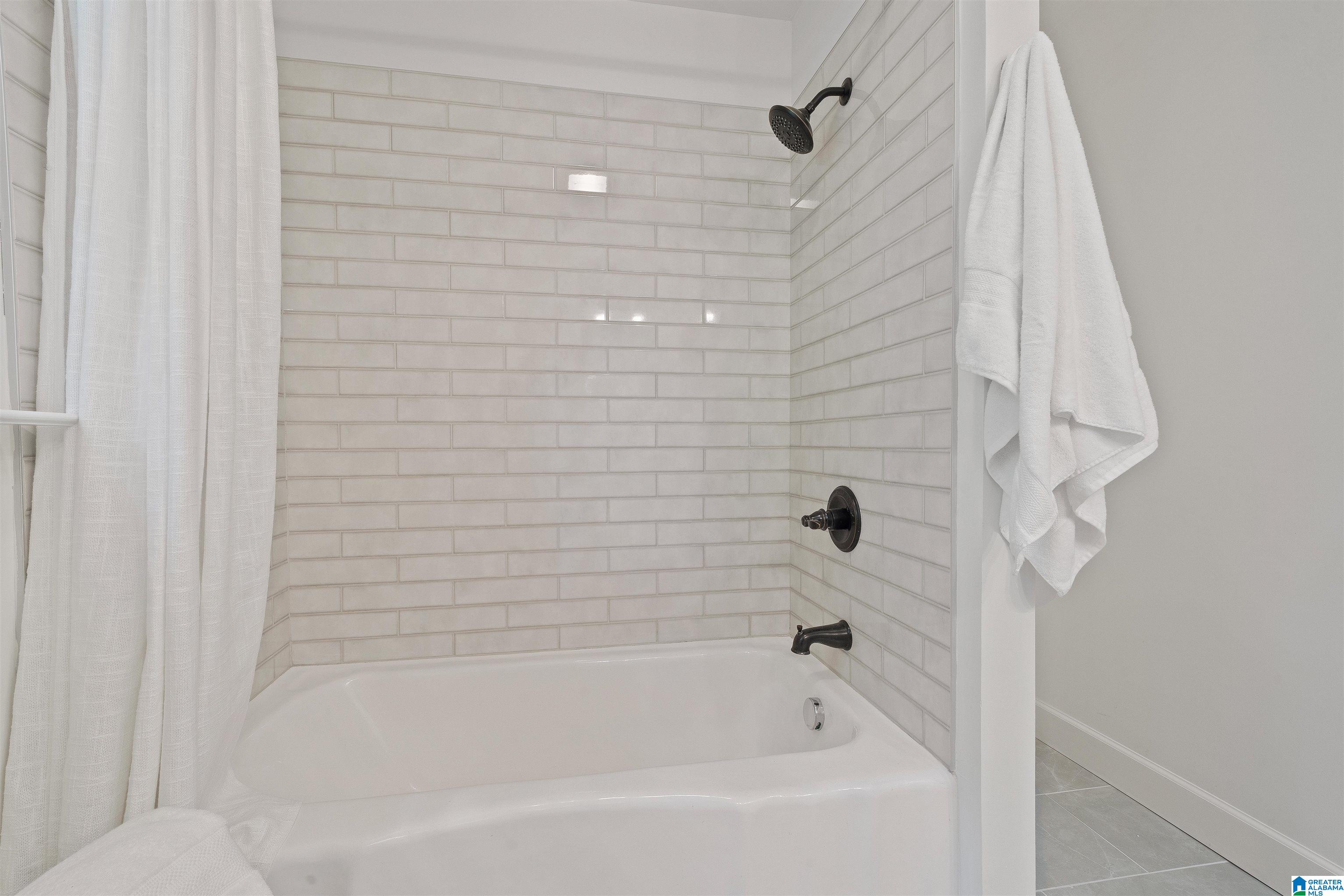 2505 Valleydale Road Birmingham, AL 35244 - Photo 20 of 33