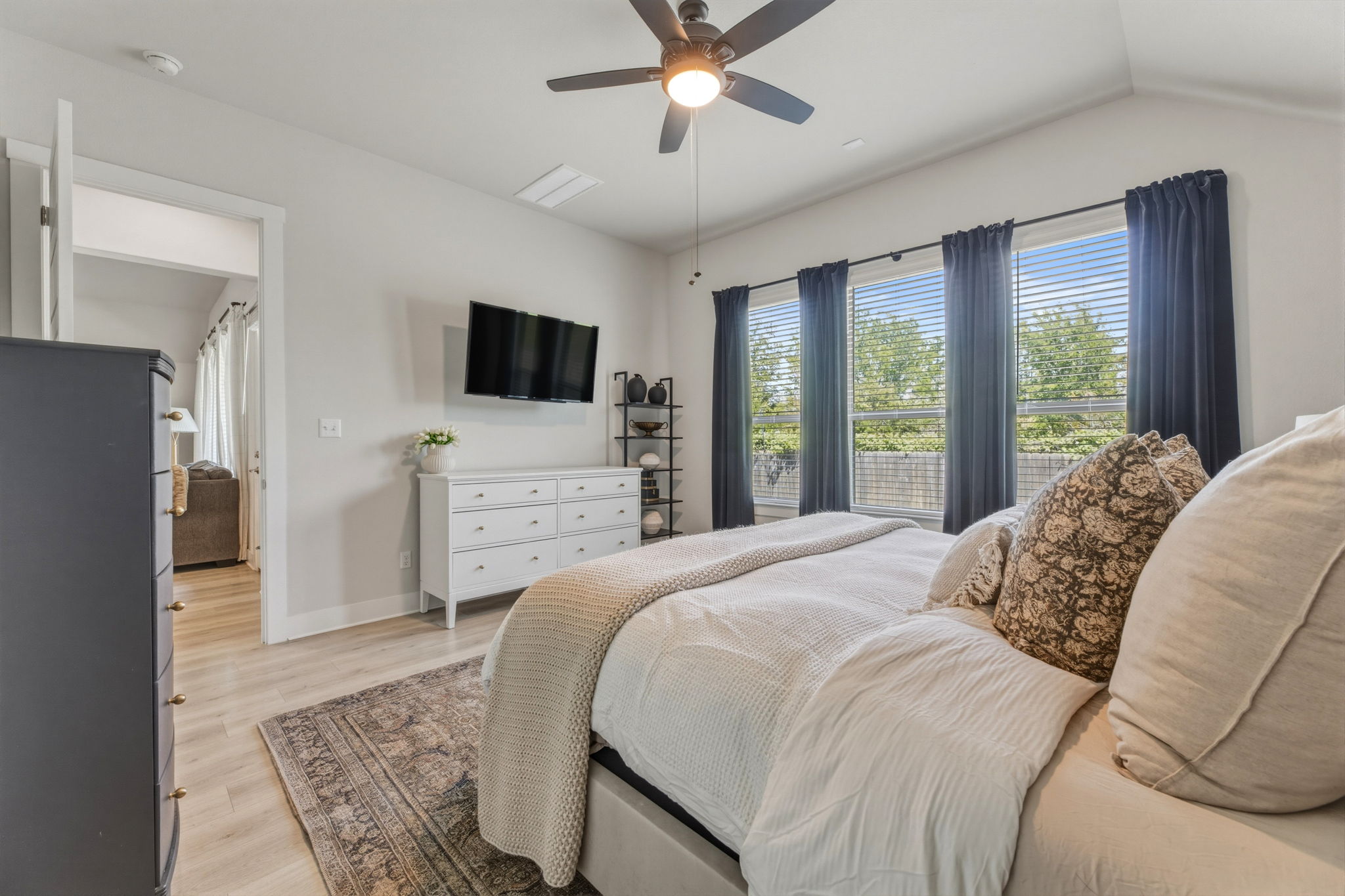 4505 Post Loop Round Rock, TX 78681 - Photo 22 of 40 Bedroom featuring light wood-style floors and ceiling fan