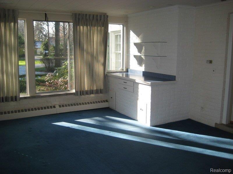 284 Moross Road Grosse Pointe, MI 48236 - Photo 12 of 18 284 Moross 020-1.jpg