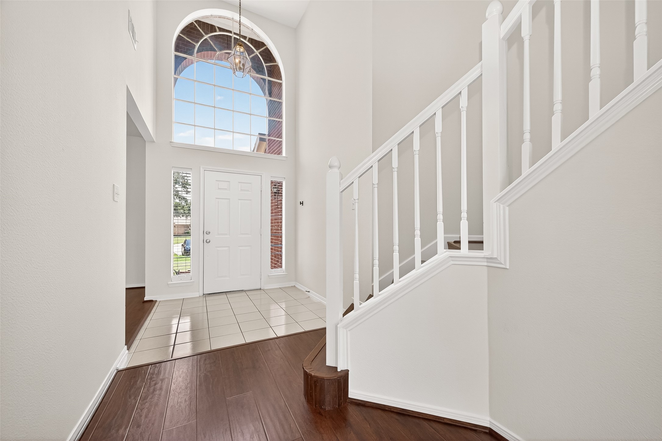 2714 Holly Walk Lane Spring, TX 77388 - Photo 5 of 27