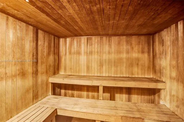 a picture of city view