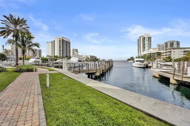 $4,000 | 7910 Harbor Island Drive, Unit 1201, North Bay Village, FL 33141