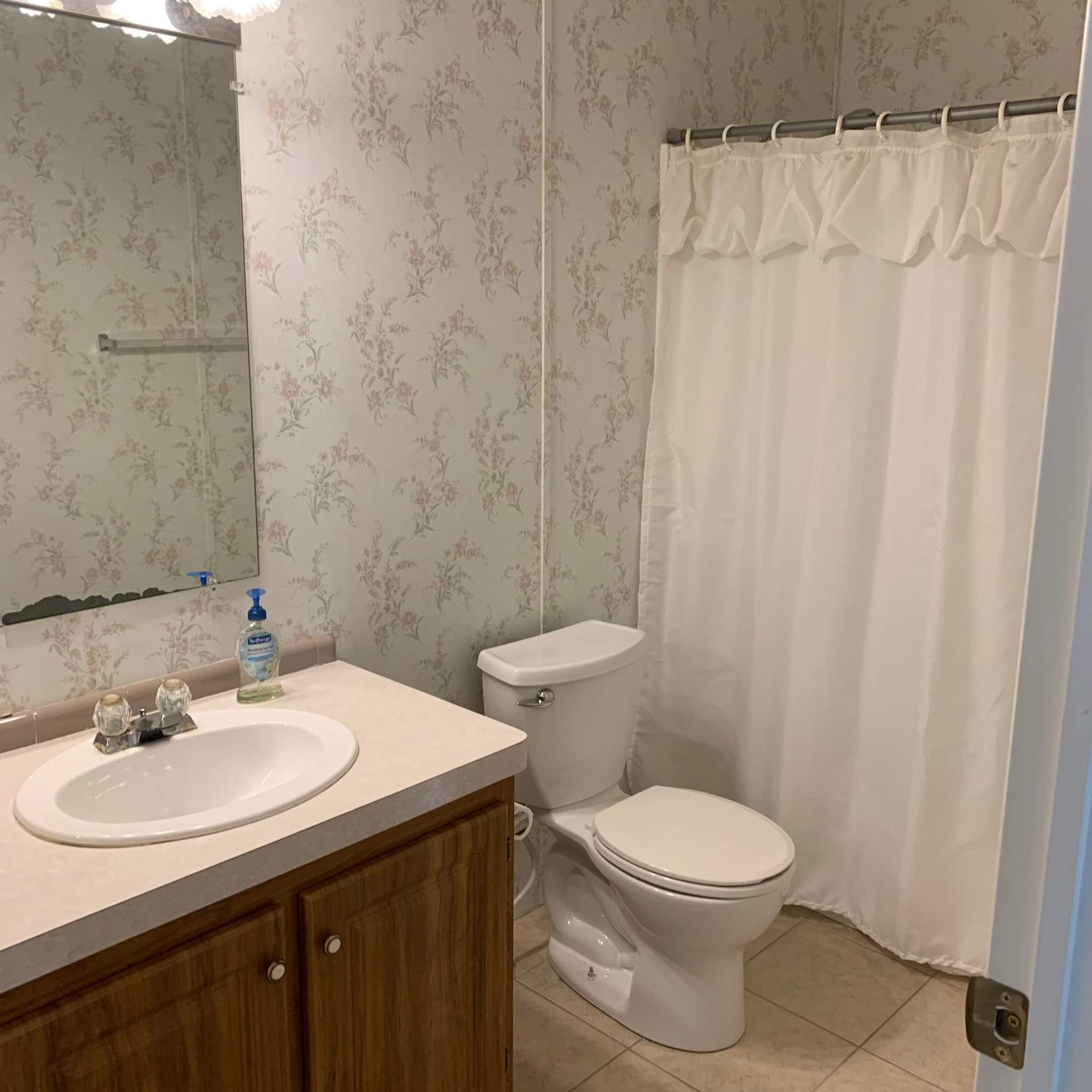 1690 Southwest 35th Circle Okeechobee, FL 34974 - Photo 18 of 31 received_1189468725004114