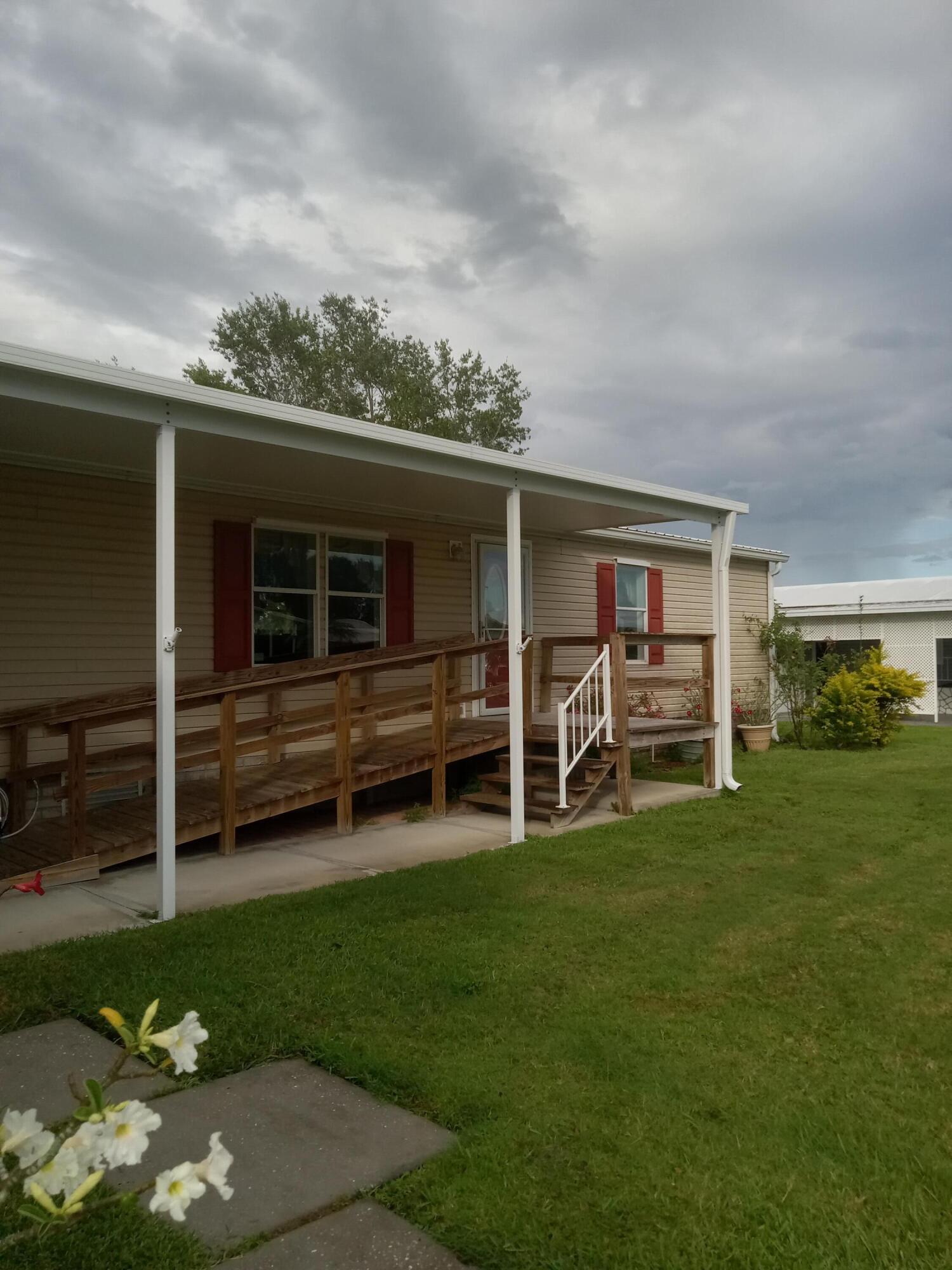 1690 Southwest 35th Circle Okeechobee, FL 34974 - Photo 22 of 31 20221112_151921