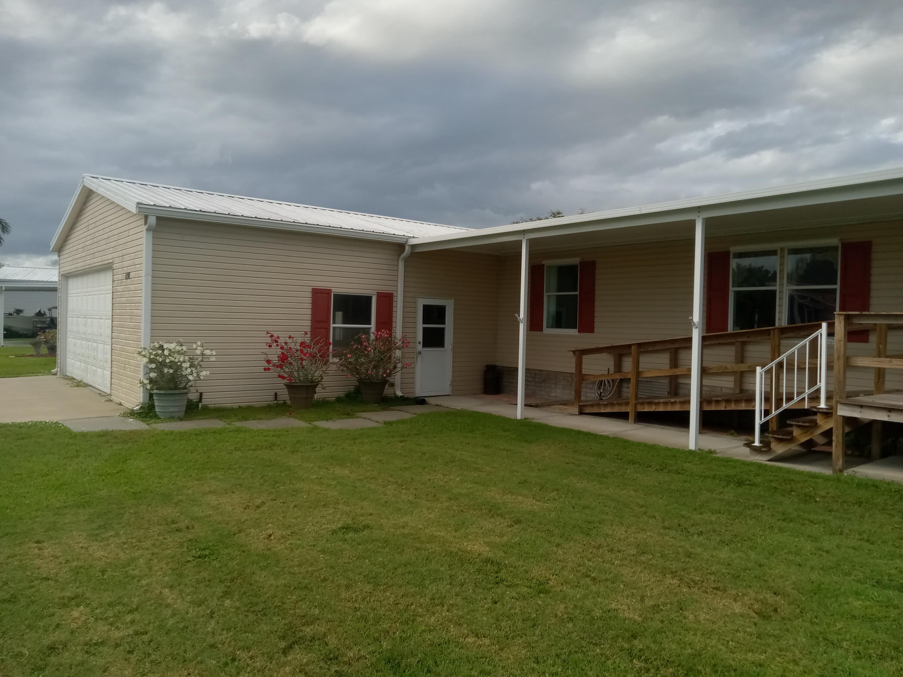 1690 Southwest 35th Circle Okeechobee, FL 34974 - Photo 27 of 31 20221112_151534