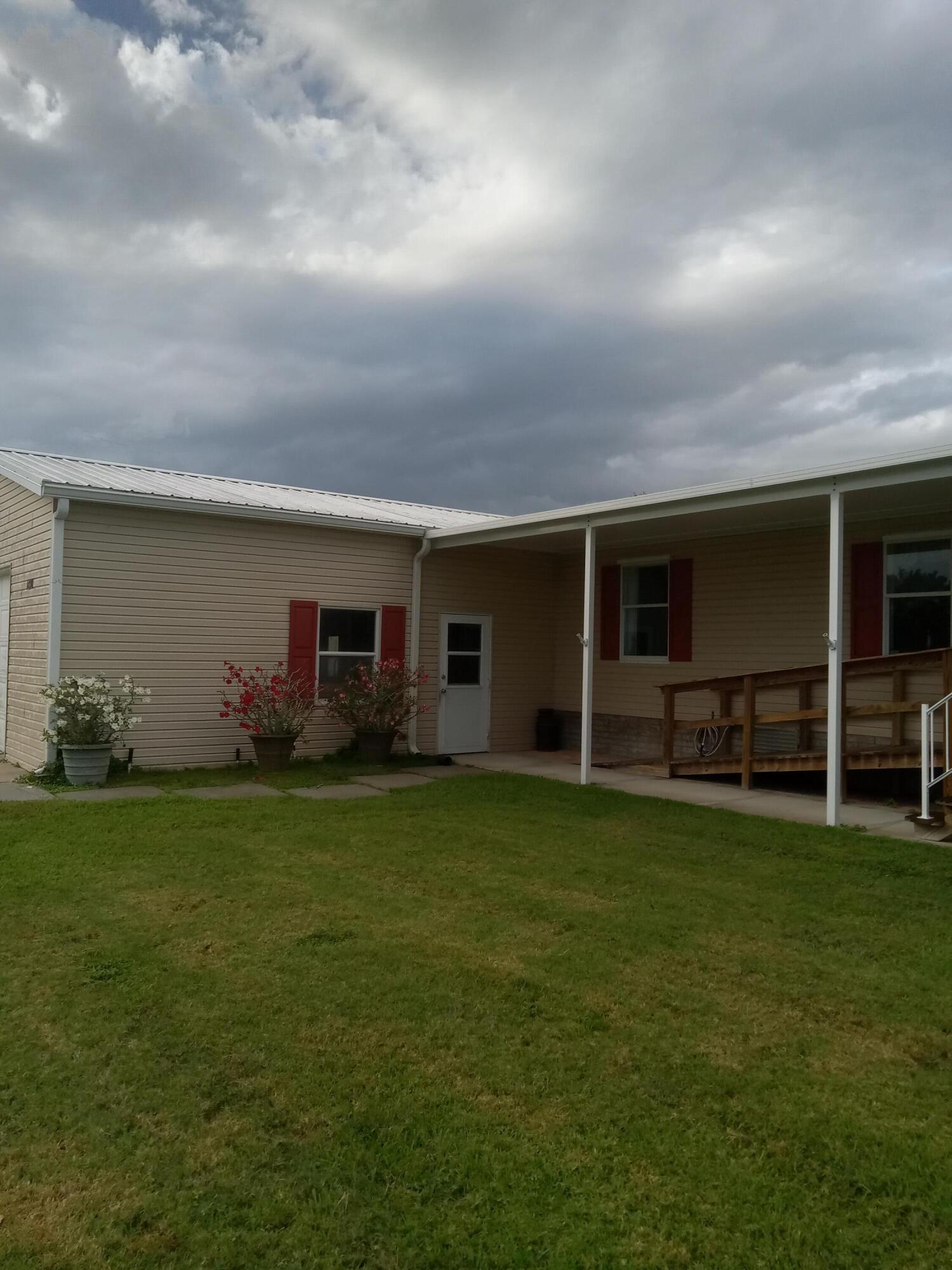 1690 Southwest 35th Circle Okeechobee, FL 34974 - Photo 28 of 31 20221112_151531