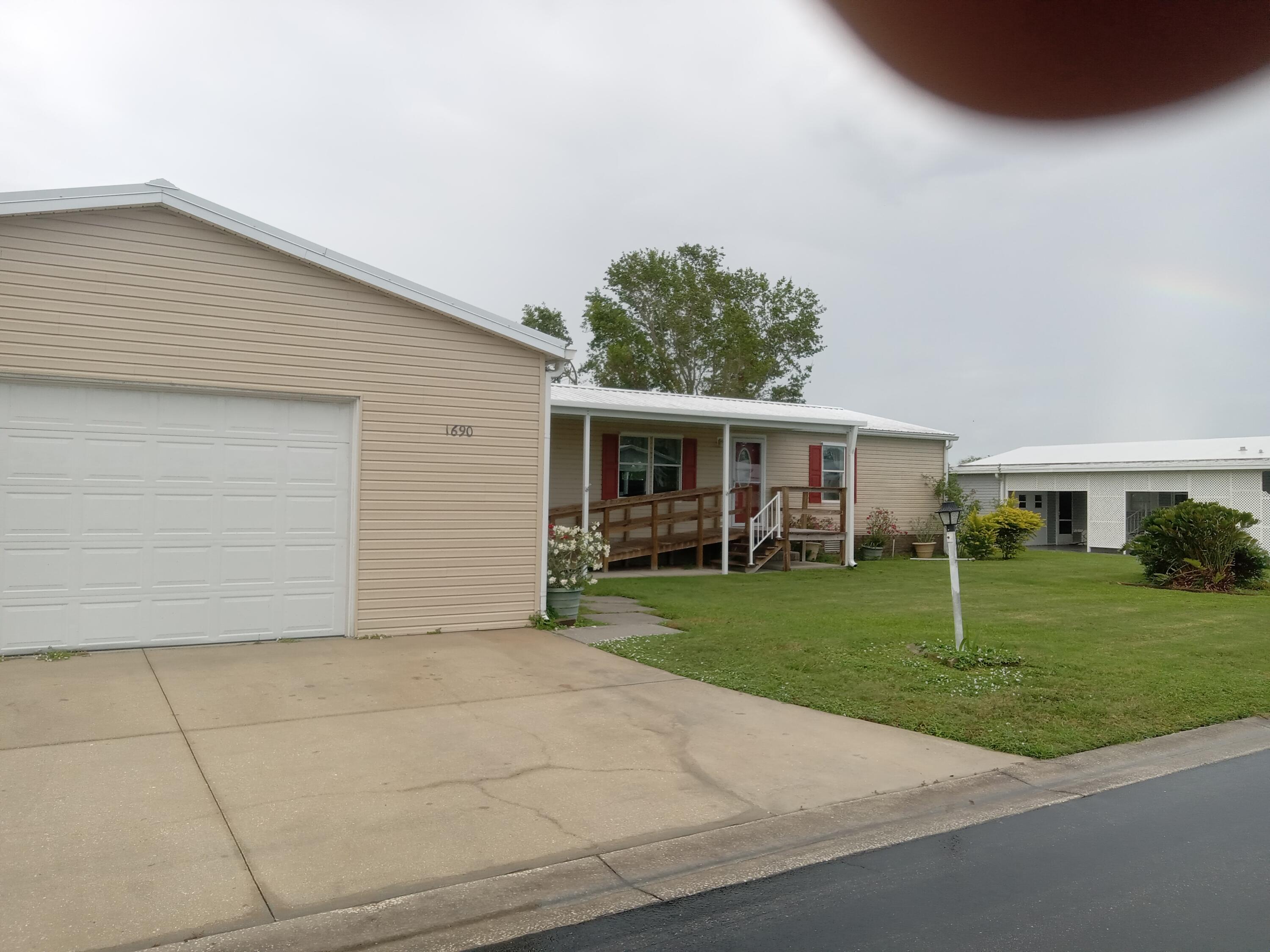 1690 Southwest 35th Circle Okeechobee, FL 34974 - Photo 30 of 31 20221112_150311