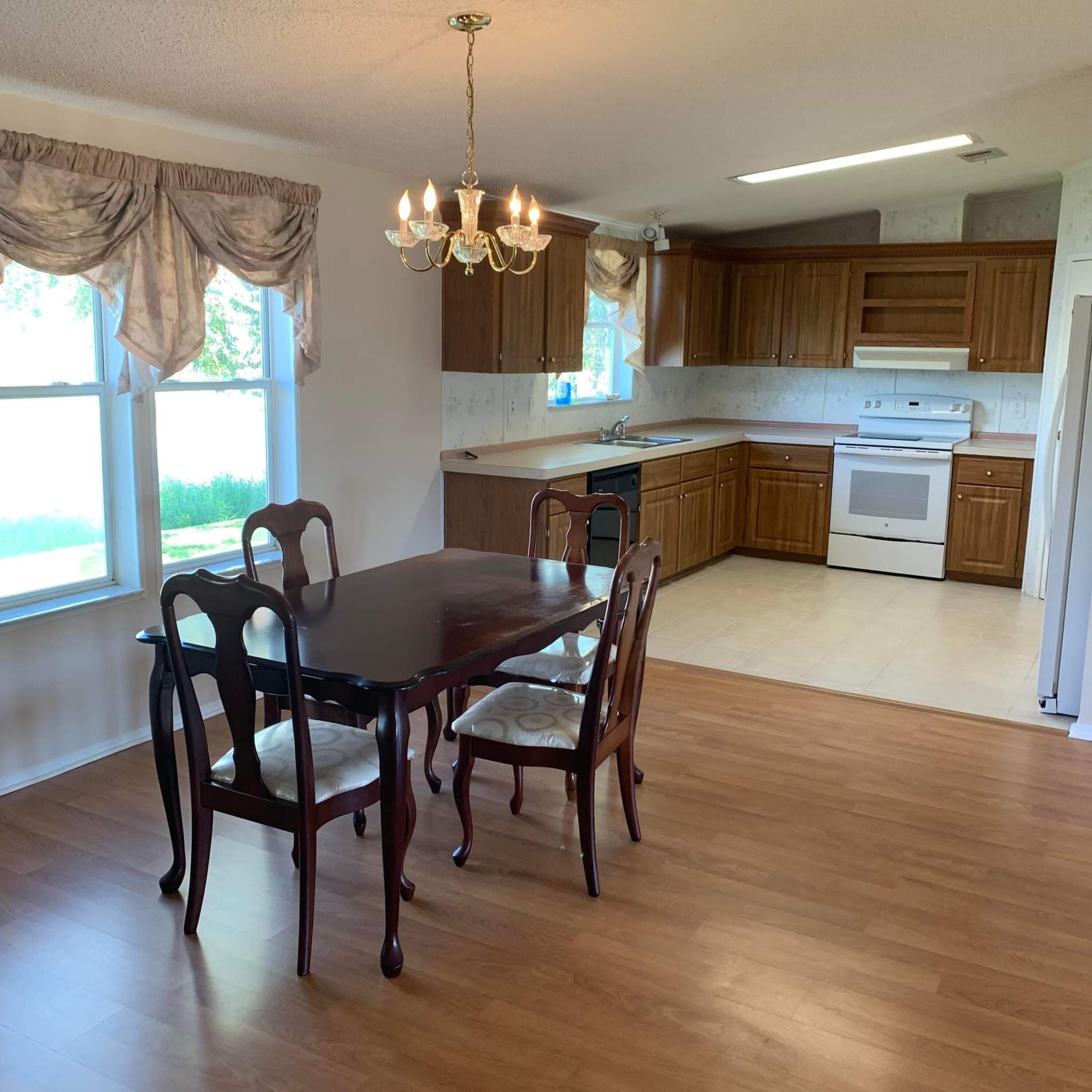 1690 Southwest 35th Circle Okeechobee, FL 34974 - Photo 6 of 31 received_787357165638067