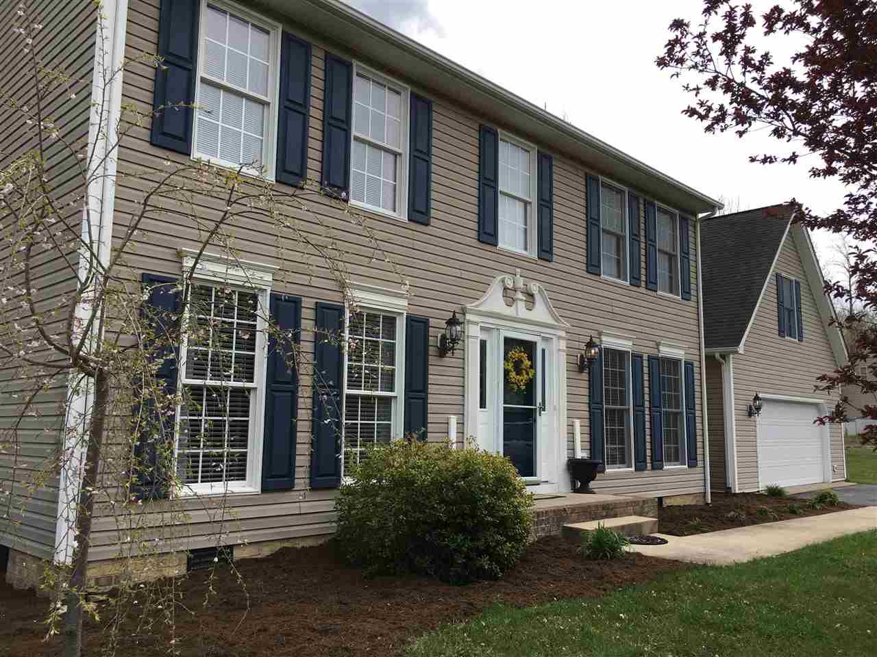 142 Rutherford Lane Stuarts Draft, VA 24477 - Photo 3 of 32 Gallery Image 3