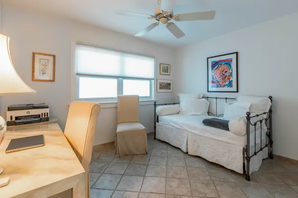 $1,170,000 | 2601 South Roosevelt Boulevard, Unit 610B, Key West, FL 33040