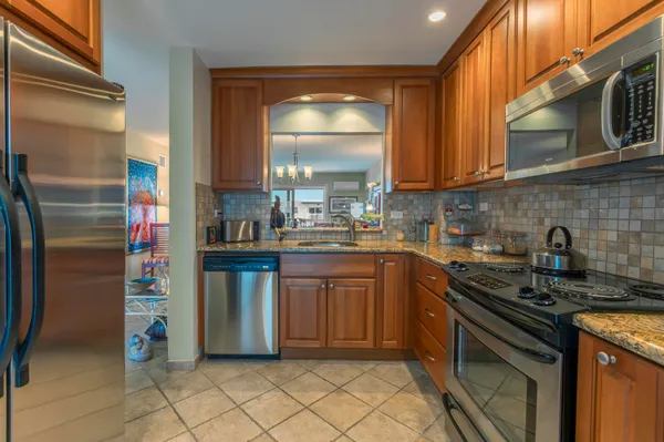 $1,170,000 | 2601 South Roosevelt Boulevard, Unit 610B, Key West, FL 33040