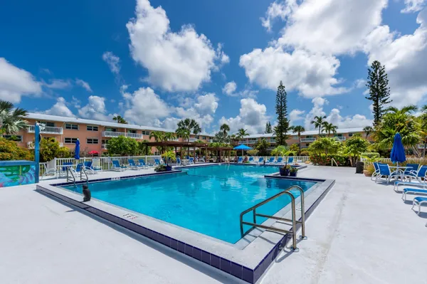 $1,170,000 | 2601 South Roosevelt Boulevard, Unit 610B, Key West, FL 33040