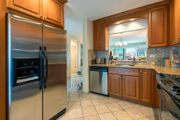 $1,170,000 | 2601 South Roosevelt Boulevard, Unit 610B, Key West, FL 33040