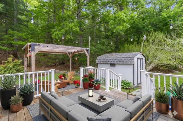$232,900 | 85 Sherwood Valley Lane, Coventry, RI 02816