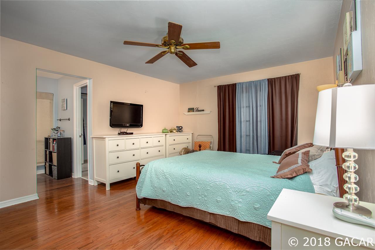 7833 Southwest 18th Boulevard Gainesville, FL 32607 - Photo 18 of 30 Gallery Image 18
