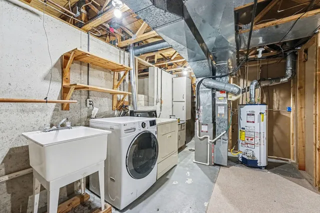 $219,900 | 517 Maryland Avenue Northeast, Unit 9, Grand Rapids, MI 49503