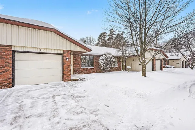 $219,900 | 517 Maryland Avenue Northeast, Unit 9, Grand Rapids, MI 49503