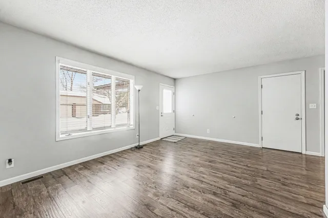 $219,900 | 517 Maryland Avenue Northeast, Unit 9, Grand Rapids, MI 49503