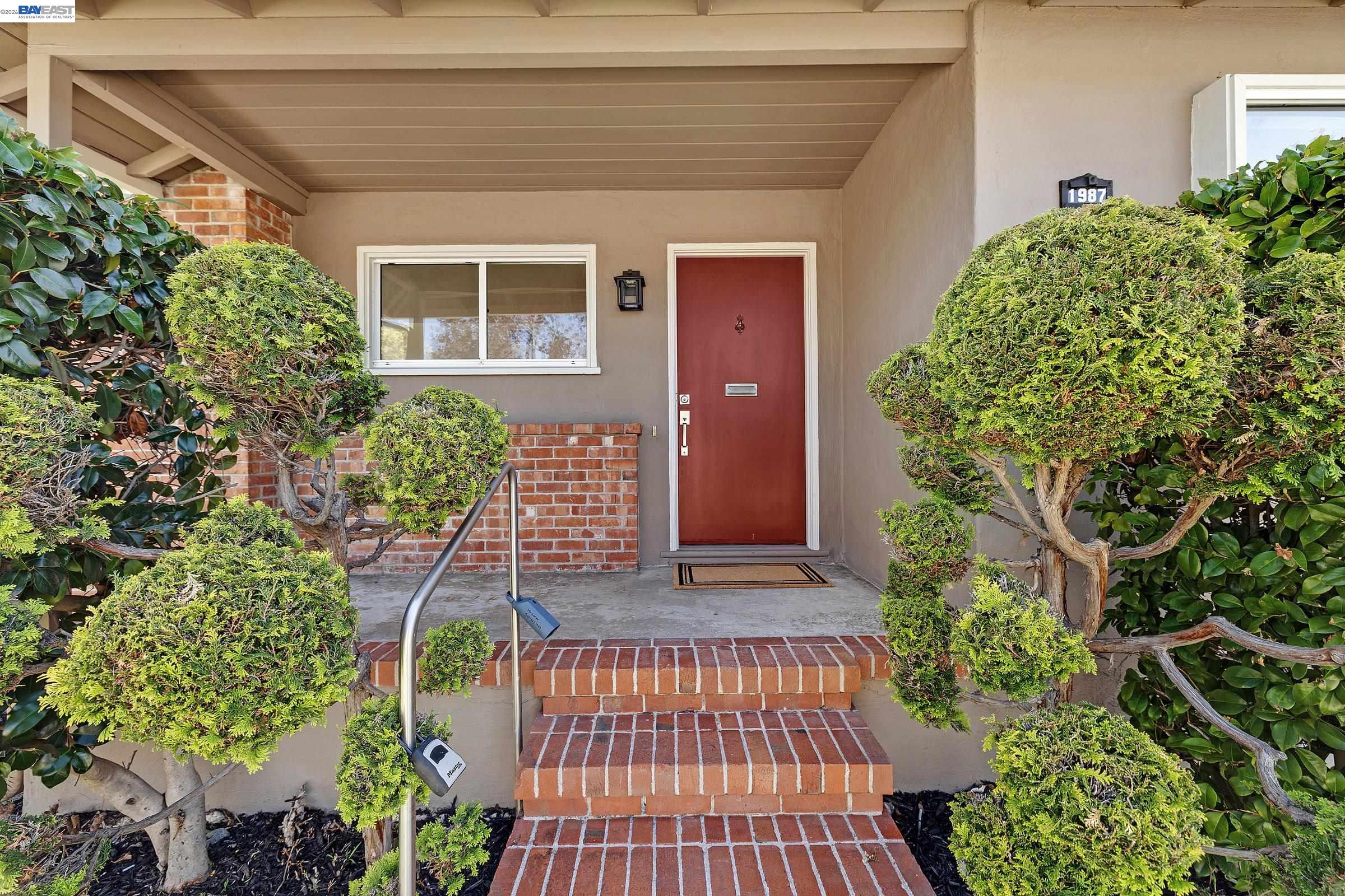 1987 San Rafael Street San Leandro, CA 94577 - Photo 5 of 35