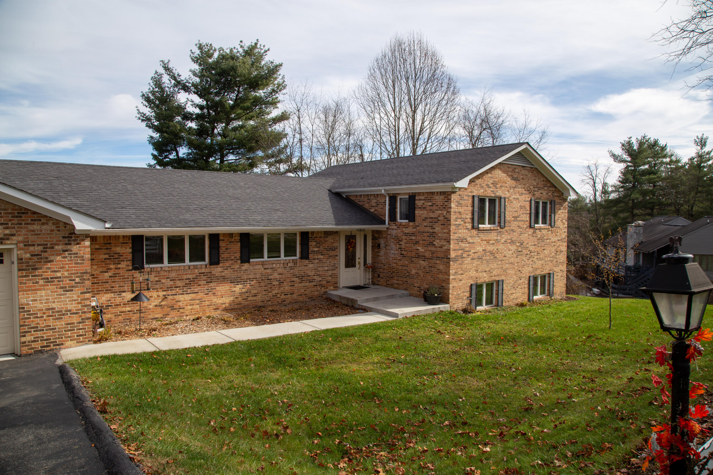 149 Ridgefield Road Southwest Wise, VA 24293 - Photo 2 of 59 home-3