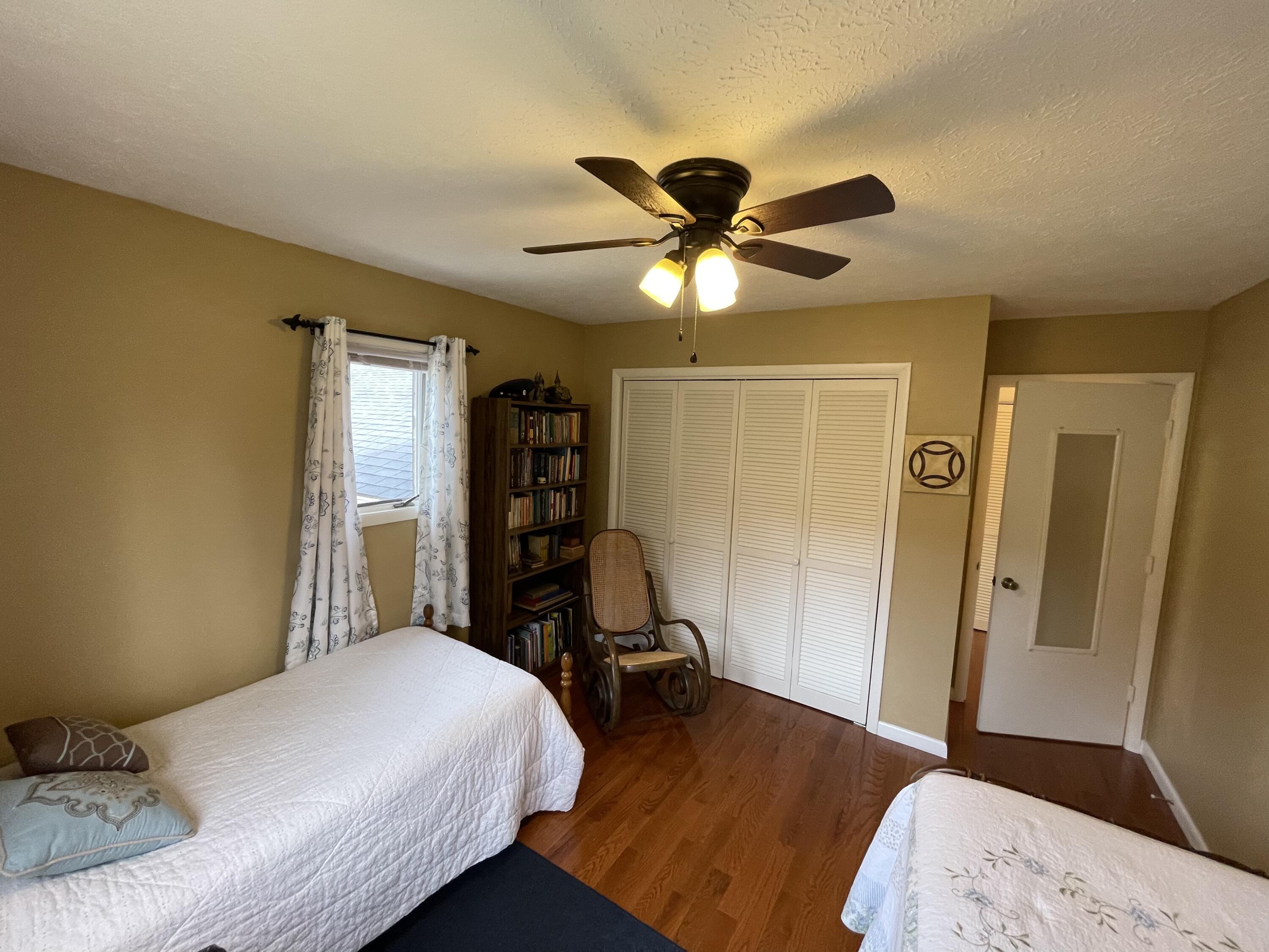 149 Ridgefield Road Southwest Wise, VA 24293 - Photo 32 of 59 third bedroom