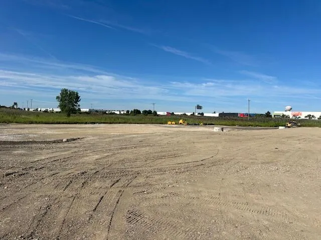 $3,000,000 | 1290 South US Highway 41, Sturtevant, WI 53177