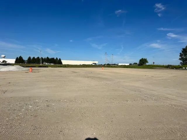 $3,000,000 | 1290 South US Highway 41, Sturtevant, WI 53177