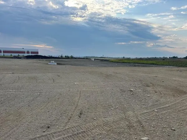 $3,000,000 | 1290 South US Highway 41, Sturtevant, WI 53177