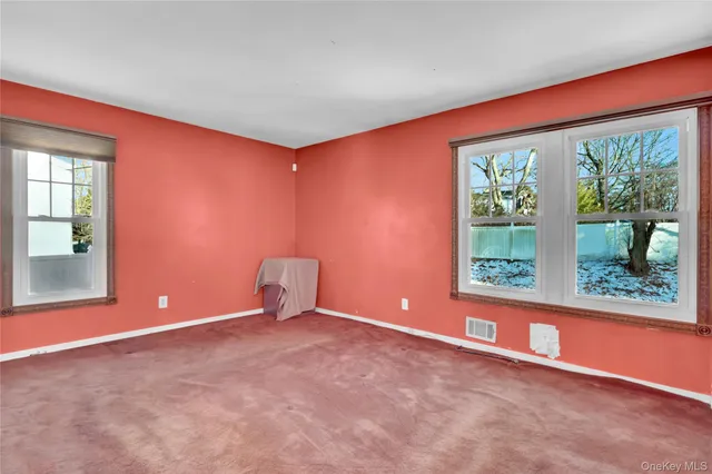 $699,000 | 97 Willow Street, Melville, NY 11747