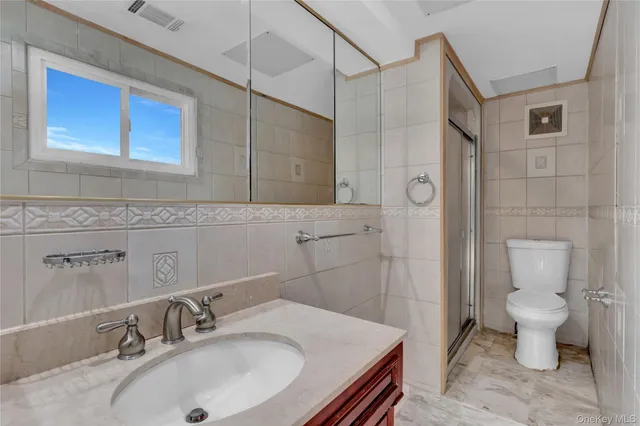 $699,000 | 97 Willow Street, Melville, NY 11747