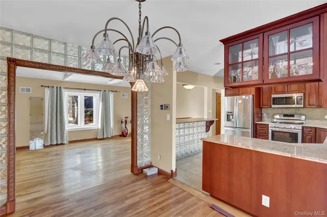 $699,000 | 97 Willow Street, Melville, NY 11747