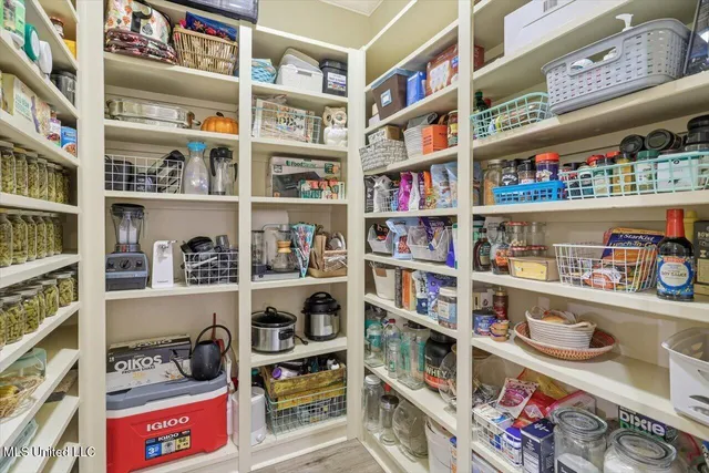 $329,900 | 117 Bainbridge Bend, Canton, MS 39046