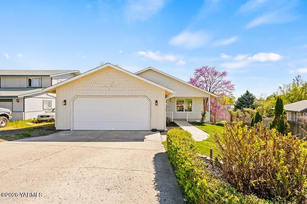 $430,000 | 603 Westwind Drive, Zillah, WA 98953