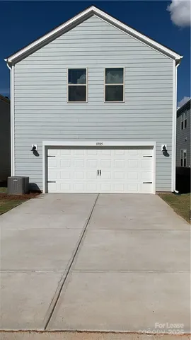 $2,600 | 11925 Silverheel Lane, Huntersville, NC 28078