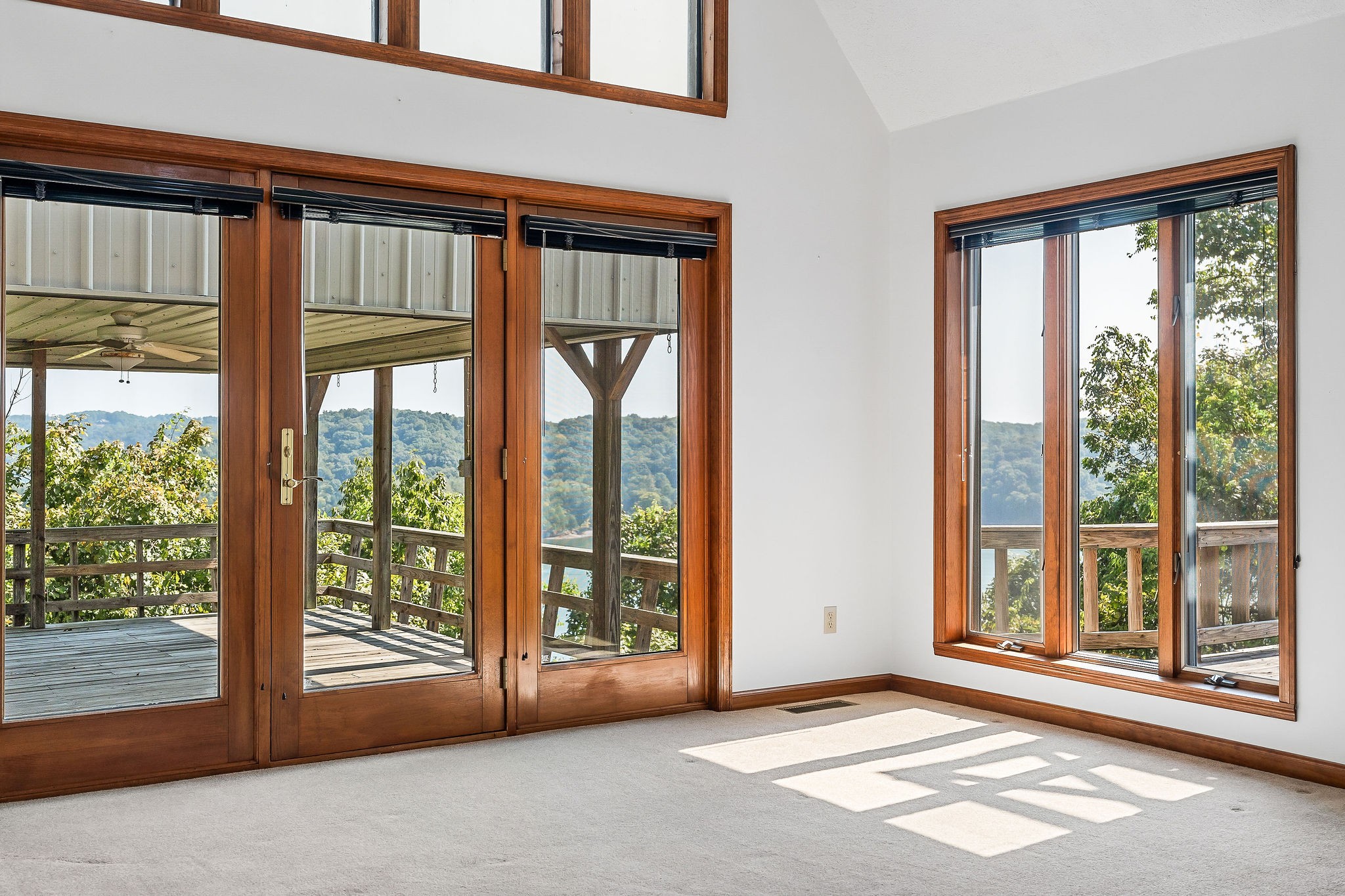 309 Cedar Hill Road Celina, TN 38551 - Photo 22 of 60 a view of an front door