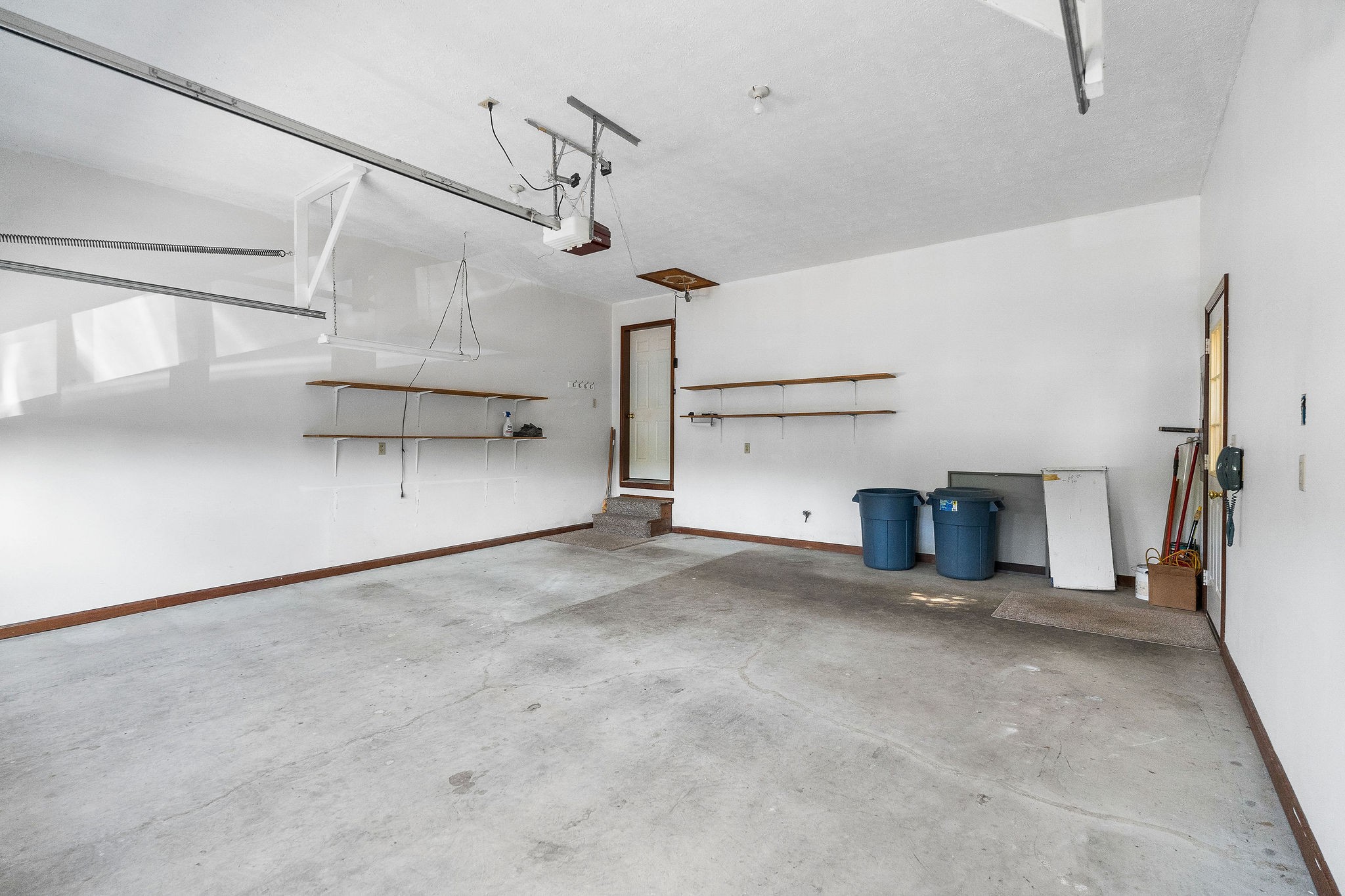 309 Cedar Hill Road Celina, TN 38551 - Photo 45 of 60 a view of a garage