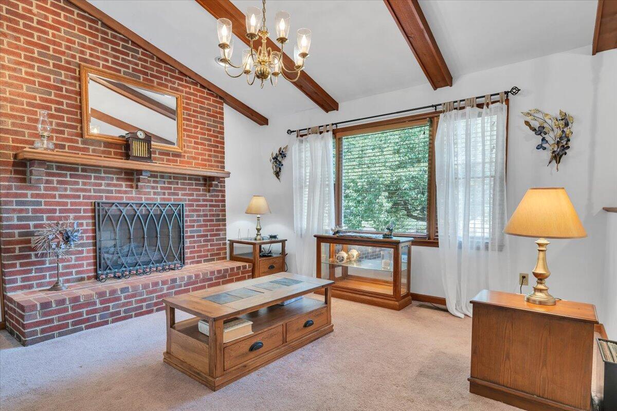 165 Fox Fire Cloverdale, VA 24077 - Photo 7 of 54 07-MIB07170