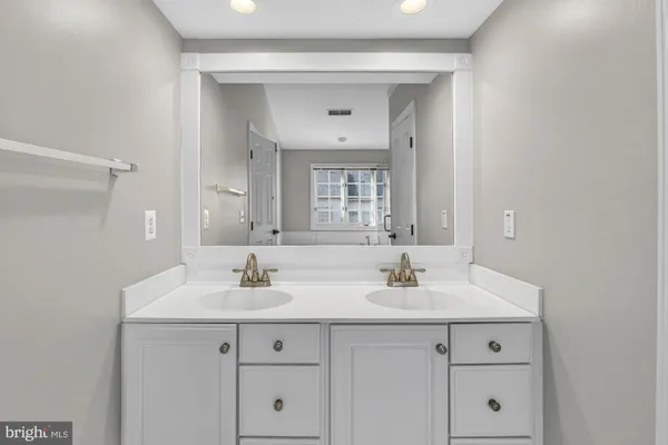 $1,100,000 | 1807 Brentridge Street, Vienna, VA 22182