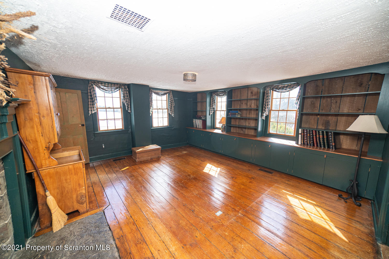 355 Powers Road Susquehanna, PA 18847 - Photo 17 of 46 Gallery Image 17