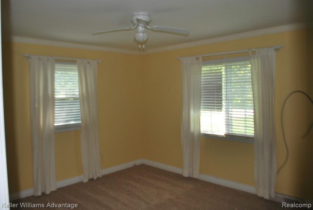36554 West Lyman Road Farmington, MI 48331 - Photo 18 of 31 2cd bedroom with new carpet and full bath