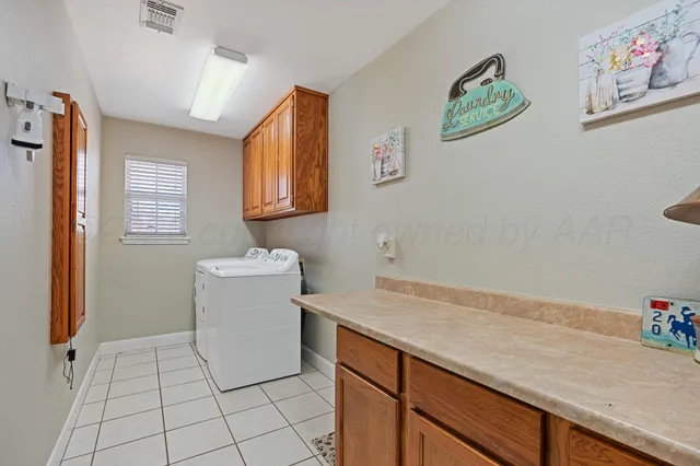 $370,000 | 101 Alamo Street, Claude, TX 79019