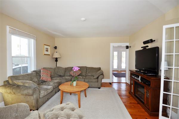 7 Maple Street Maynard, MA 01754 - Photo 14 of 30 Gallery Image 14